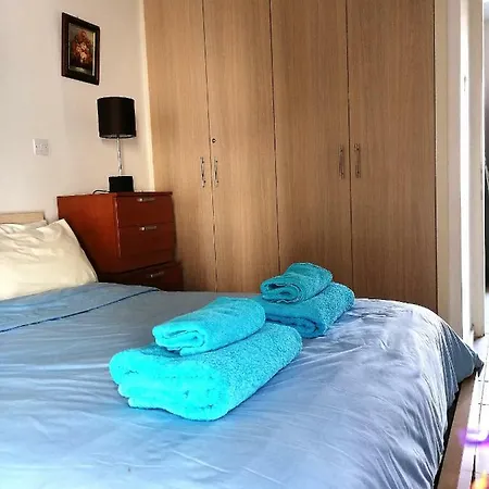 City Flats Apartment *